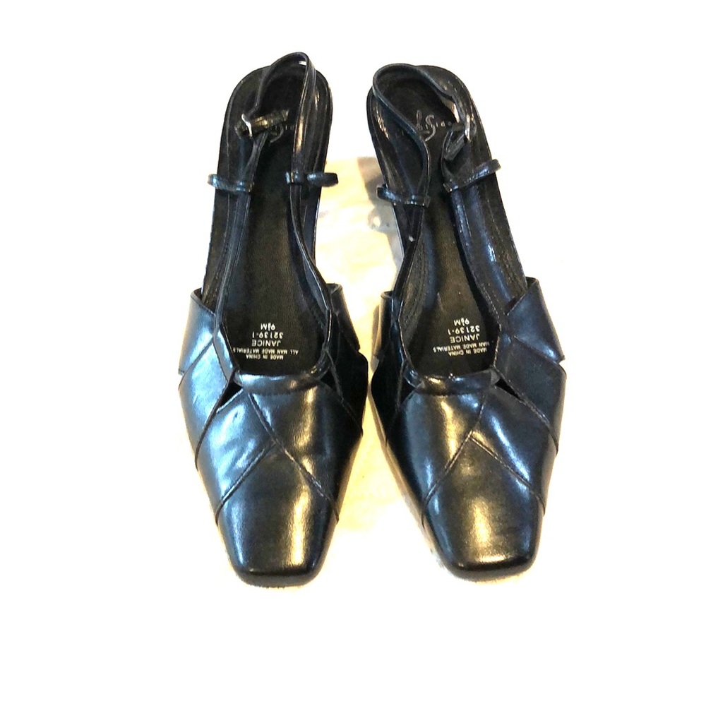 Life Stride Black Sling Back Shoes, Sz 9.5
